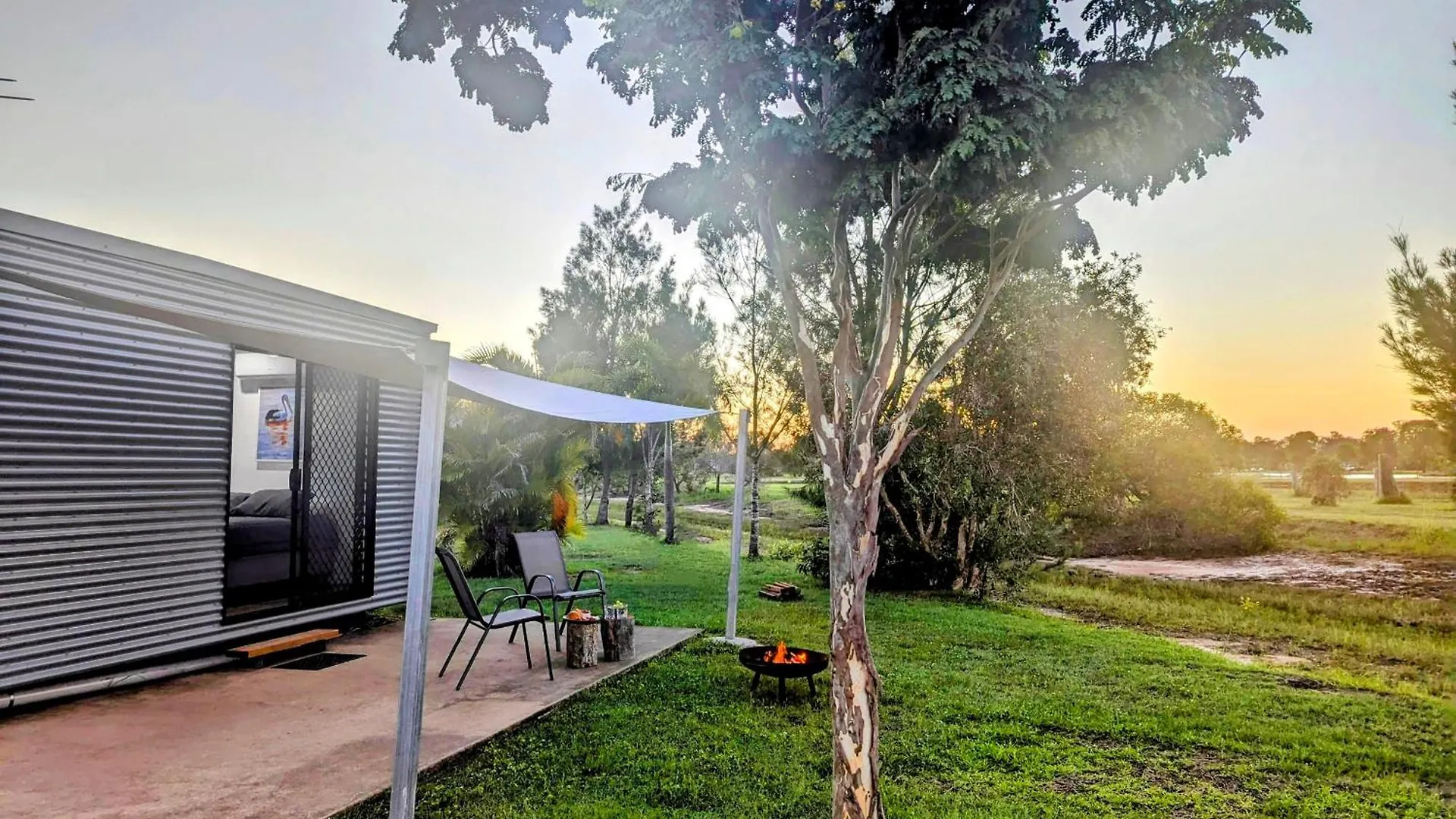 Trinity Islands Holiday Park - Cabin Accommodation Burrum Heads Australia