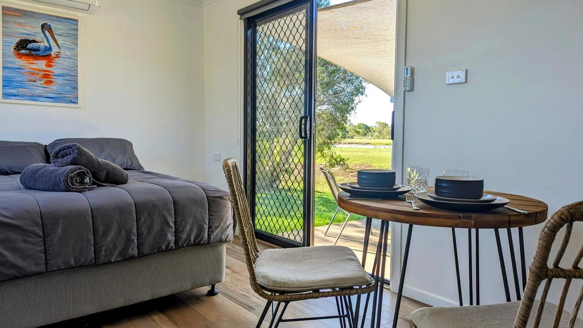 Trinity Islands Holiday Park - Cabin Accommodation Burrum Heads