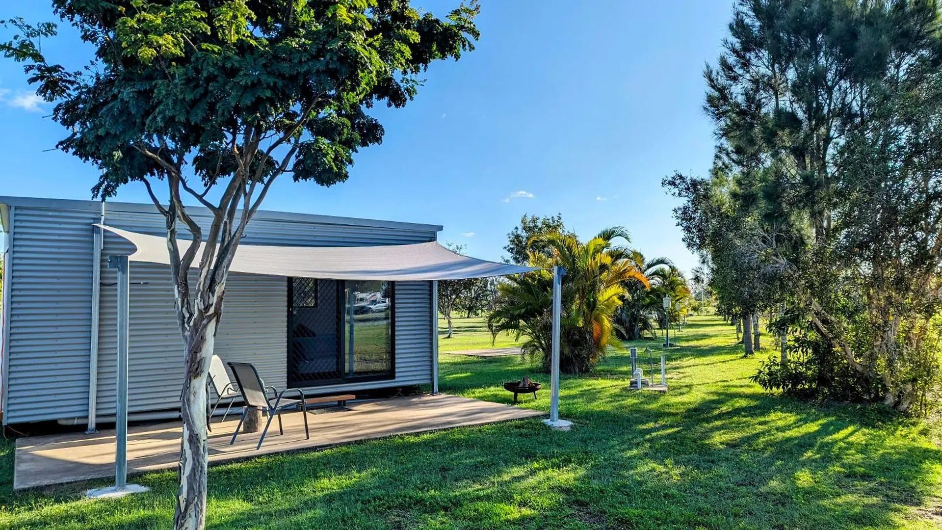 Trinity Islands Holiday Park - Cabin Accommodation Burrum Heads 0*,