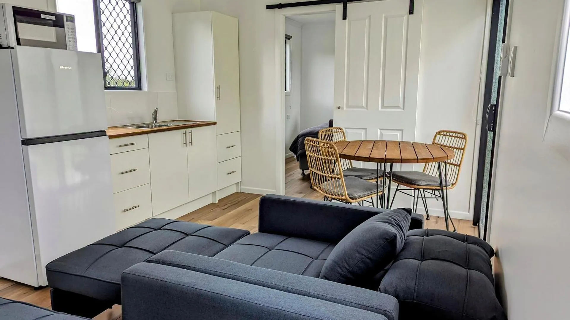 Trinity Islands Holiday Park - Cabin Accommodation Burrum Heads
